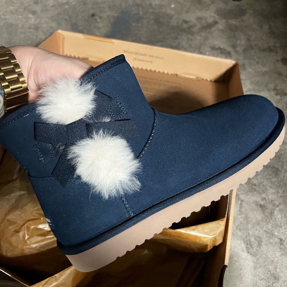Brand new Koolaburra UGGs size 7